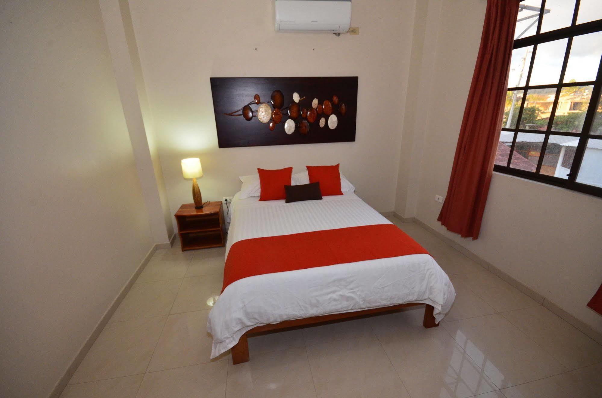 Casa Opuntia Bed & Breakfast Пуерто Бакерисо Морено Екстериор снимка