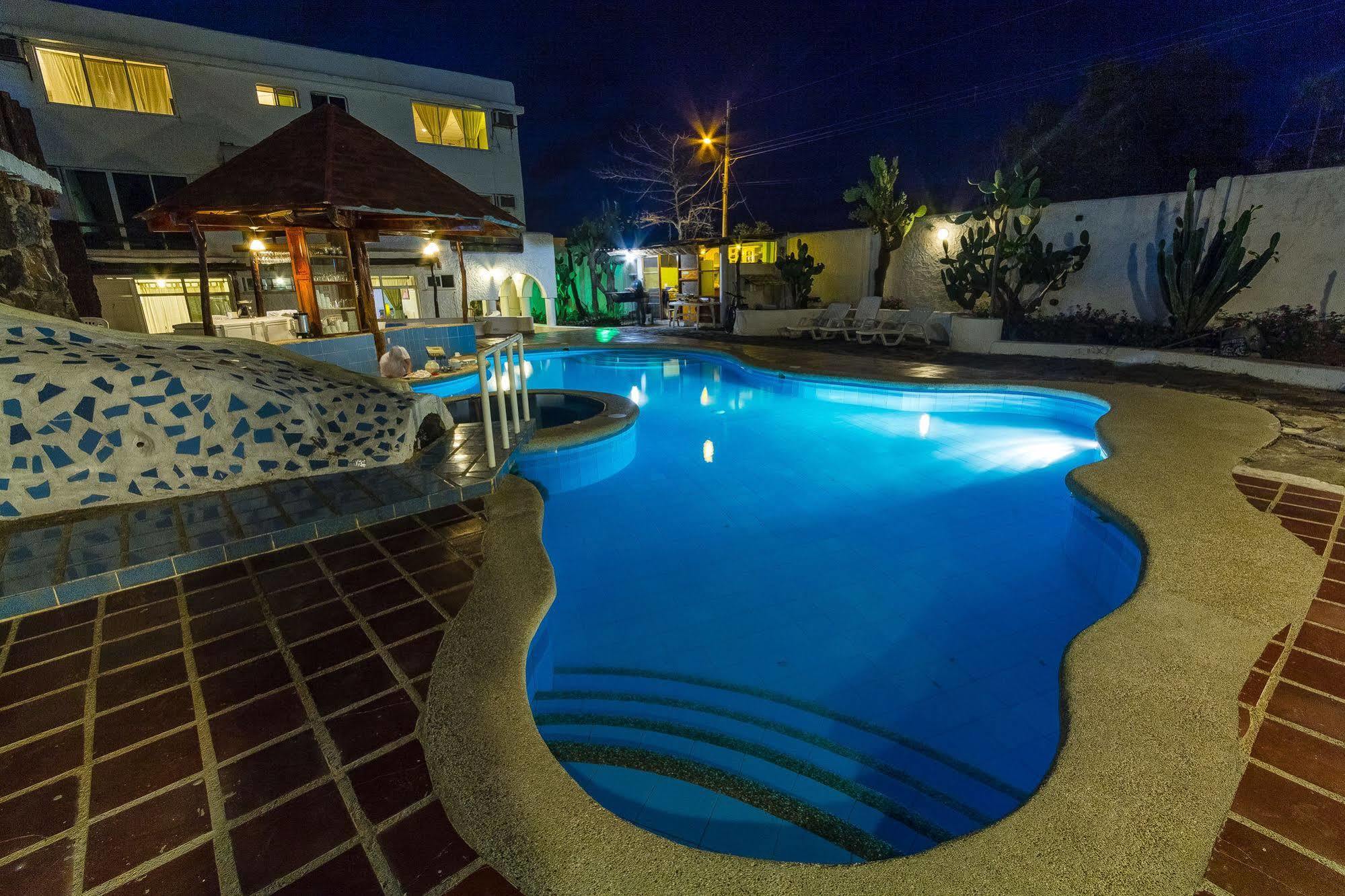 Casa Opuntia Bed & Breakfast Пуерто Бакерисо Морено Екстериор снимка